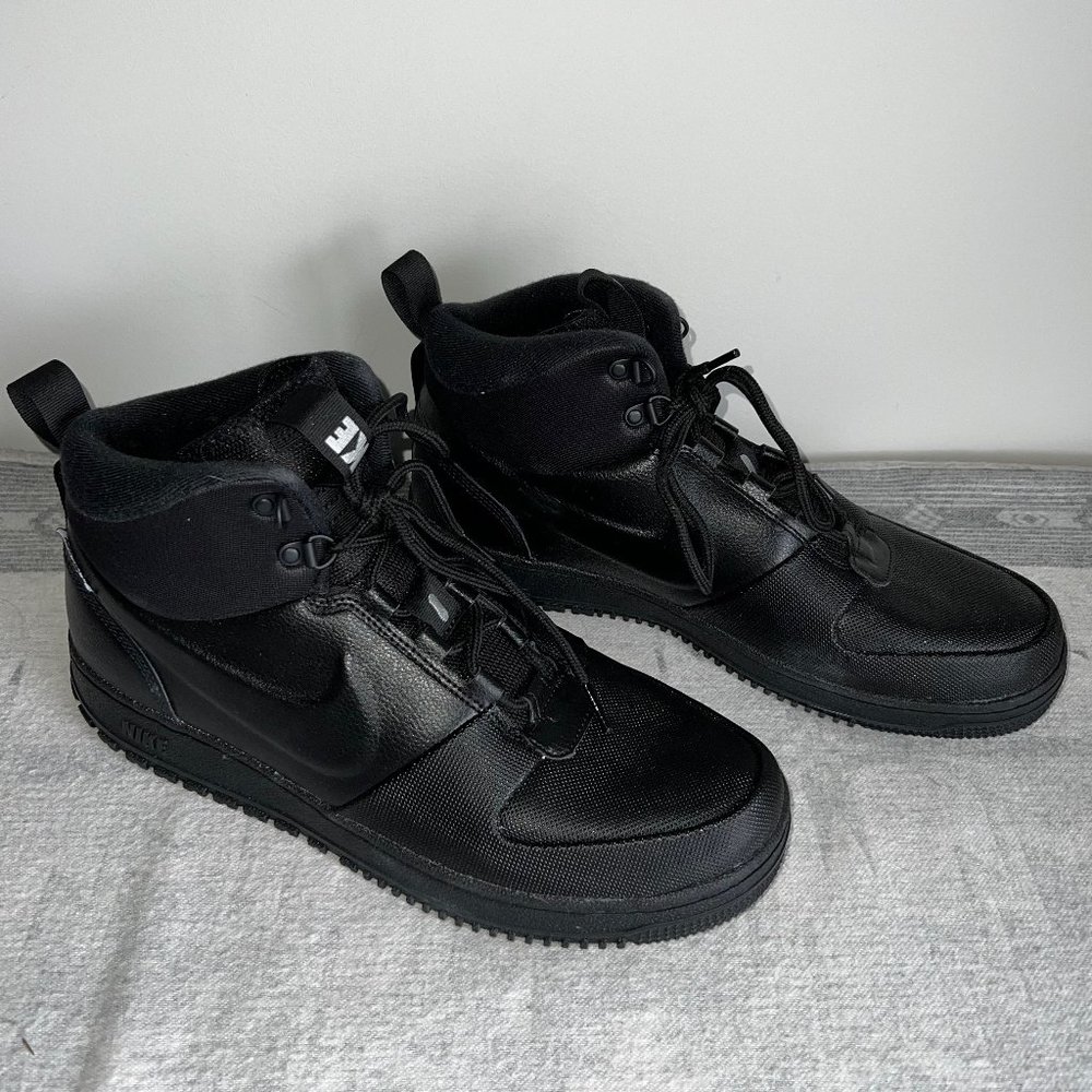 Nike Men's Path WNTR Basketball Shoes - Black/Metallic Pewter - 11.5